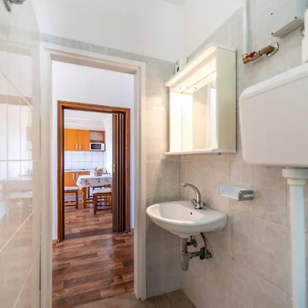 In Barbat With Sea View, Balcony, Air Conditioning 660-1 *